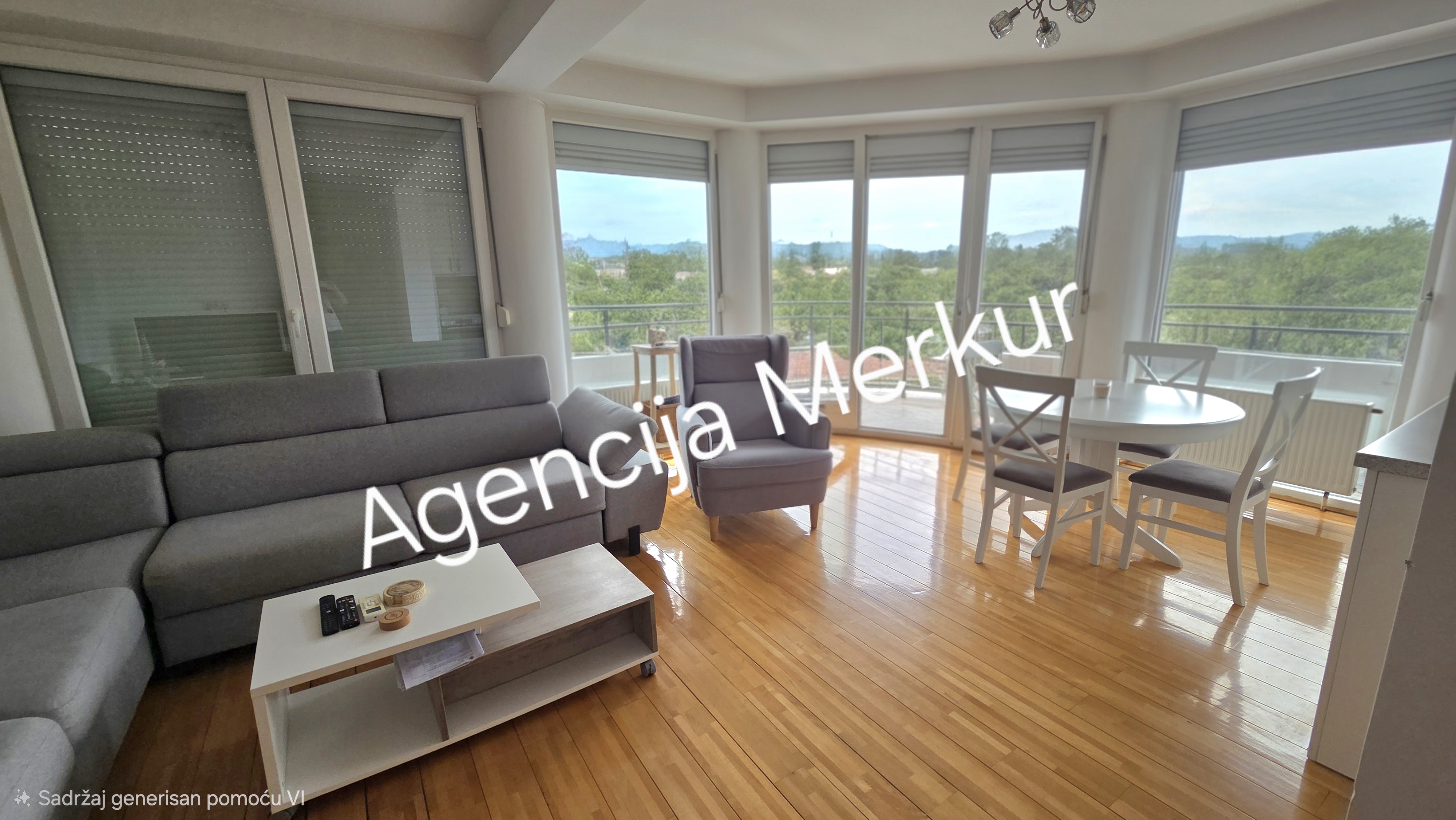 Квартира · 100 m² · Kraljevo,centar